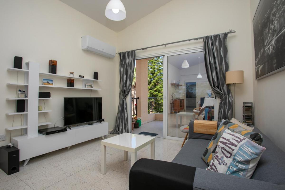The Marilouize Apartment Péjia Kültér fotó